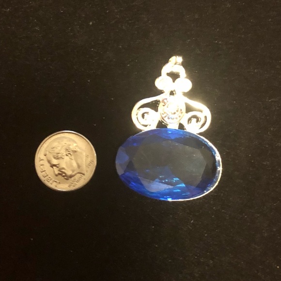 Charm Pendant - Picture 3 of 3